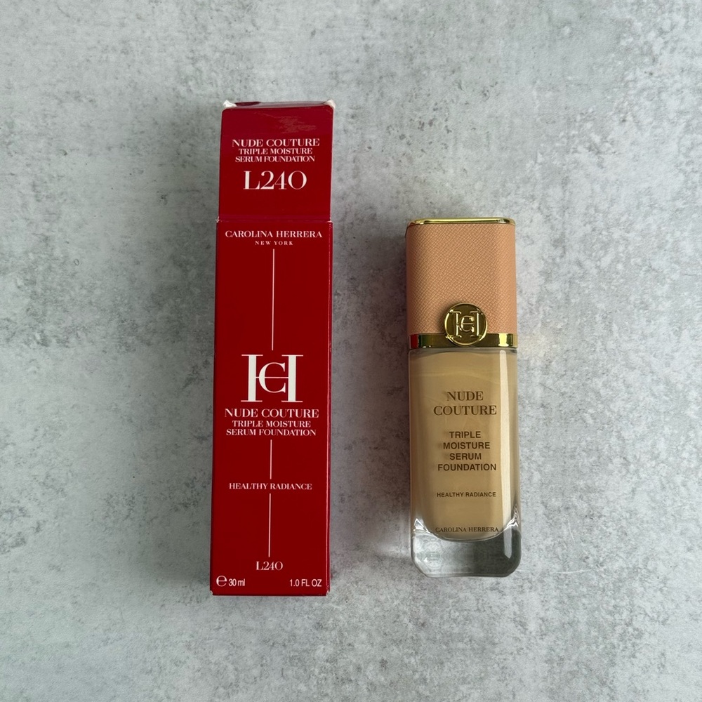 Carolina Herrera Triple Moisture Serum Foundation - Natural Tan